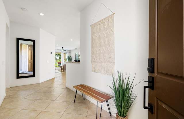 82223 Travolta Avenue Gallery 3