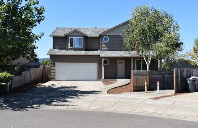 Large 4 bedroom two story home located on a dead end st. photos photos