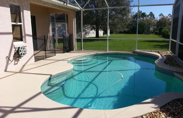 967 Ridgemount Place Gallery 2