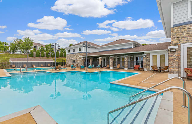 Hickory Point Apartments Gallery 2