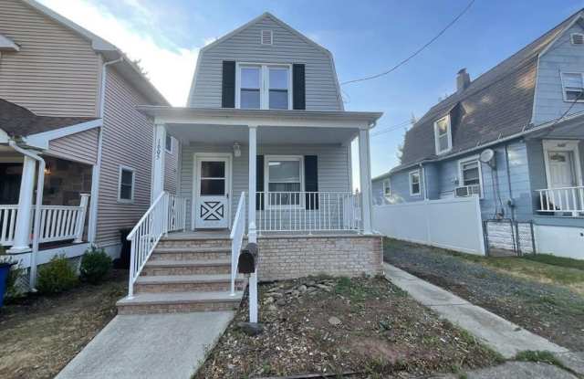 1605 Parker Road photos photos