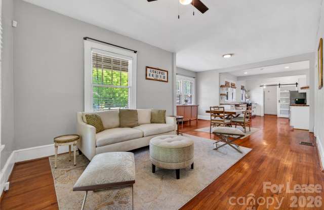405 Walnut Avenue Gallery 3