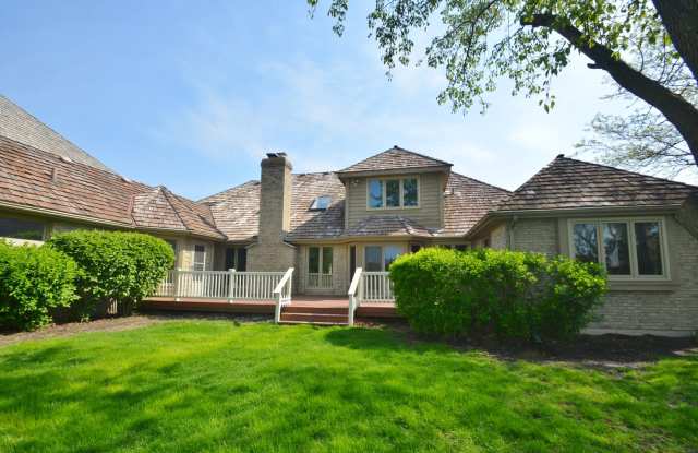 1585 WINBERIE Court Gallery 4
