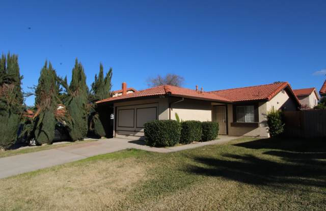 Single-Story 2-Bedroom House in Colton! photos photos Single-Story 2-Bedroom House in Colton! photos photos