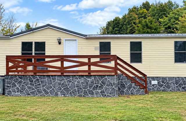 Spacious 5BR / 2BR in Tompkinsville KY! Gallery 1