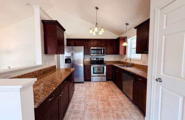 7474 Hampton Ln Gallery 3