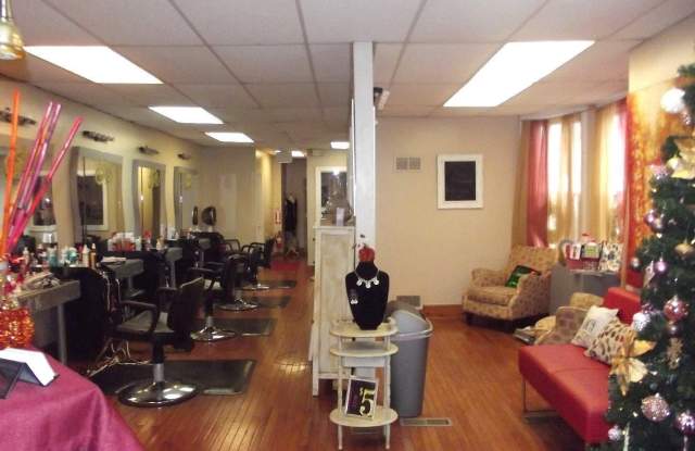 1448 POWELL Street Gallery 4