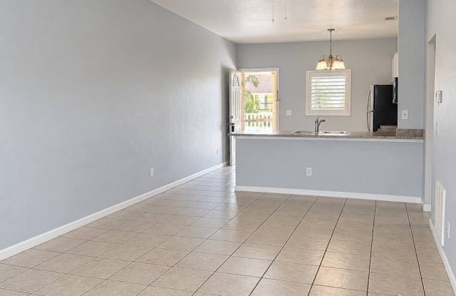 1117 SW 48th Terrace Gallery 4