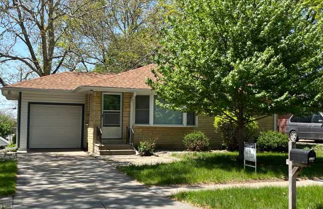 1819 N 58th 2 bed/2 bath photos photos