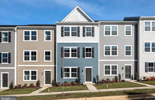 409 18TH AVE - 409 18th Avenue, Ranson, WV 25438