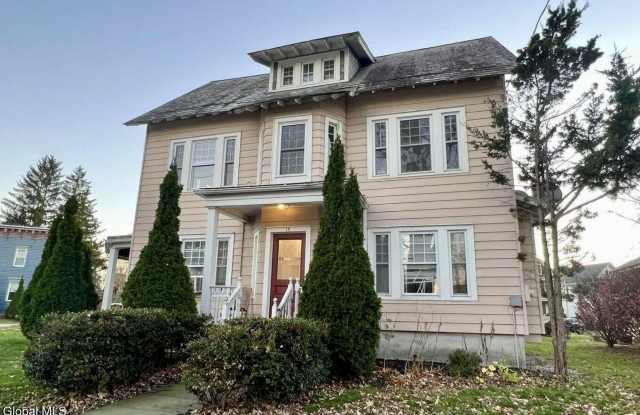 14 Woodlawn Avenue photos photos