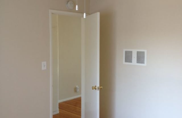 5 W. Pine St. Gallery 3