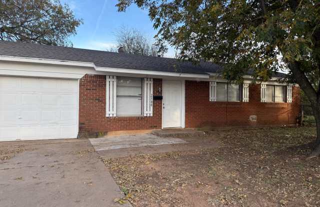 2300 S Kate Ave photos photos