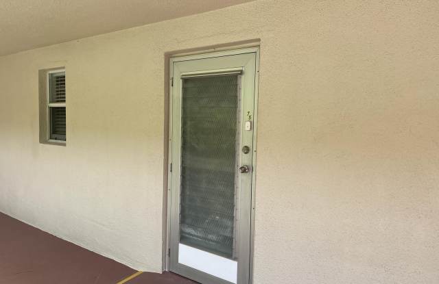 506 Davis Road - 506 Davis Road, Palm Springs, FL 33461