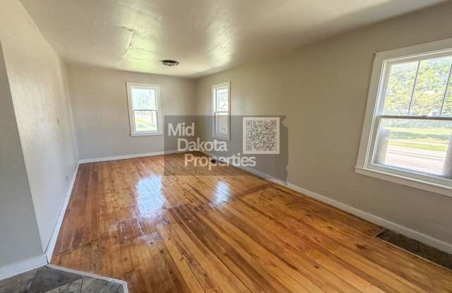 623 N Edmunds-3 Bedroom, 1.75 bathroom house Gallery 3