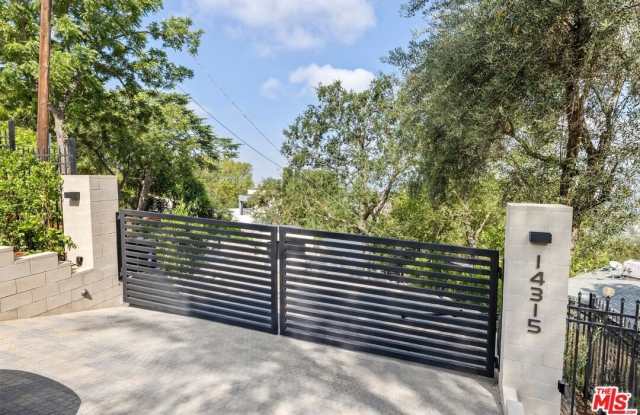 14315 Mulholland Dr - 14315 Mulholland Drive, Los Angeles, CA 91403
