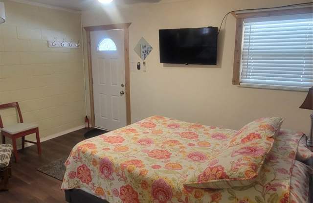 895 College Farm Road Gallery 4