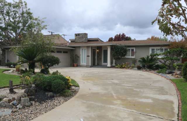 Westchester Home in Kentwood Neighborhood - 8005 Kentwood Avenue, Los Angeles, CA 90045