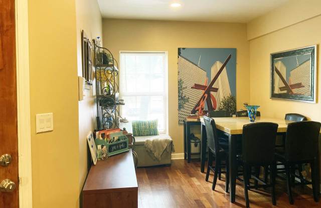 3457 West Ainslie Street - 1 Gallery 3