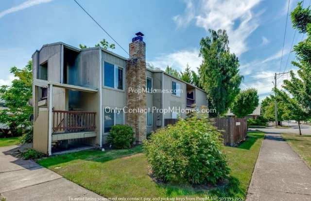 Updated Two Bedroom Unit in Salem! 1/2 OFF 1st Months Rent! photos photos