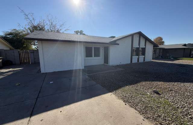 5249 W CROCUS Drive - 5249 West Crocus Drive, Glendale, AZ 85306