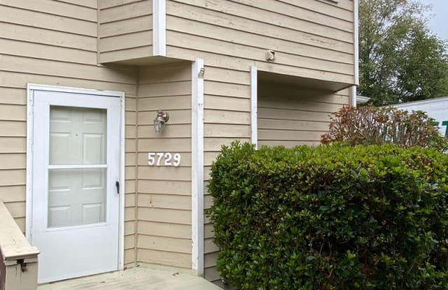5729 Wisteria Lane NE - 5729 Wisteria Lane Northeast, Tracyton, WA 98311