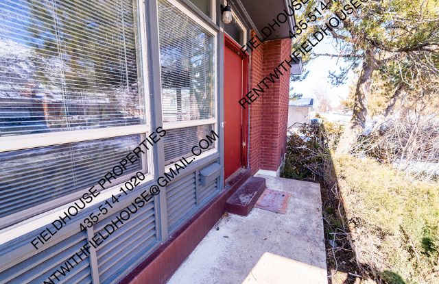 1077 Rose Street Gallery 3