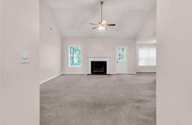 878 Grindstone Drive SW Gallery 4