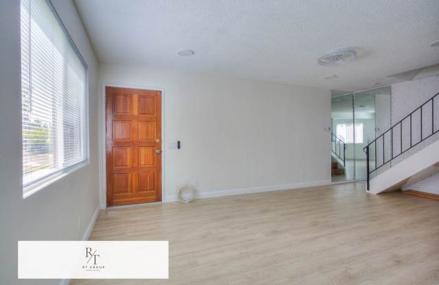 NEWLY REMODELED 2 BED / 1 BATH APARTMENT FOR RENT! Gallery 3
