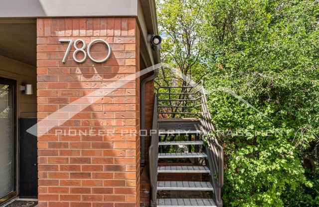 Charming condo with Central AC! Gallery 4