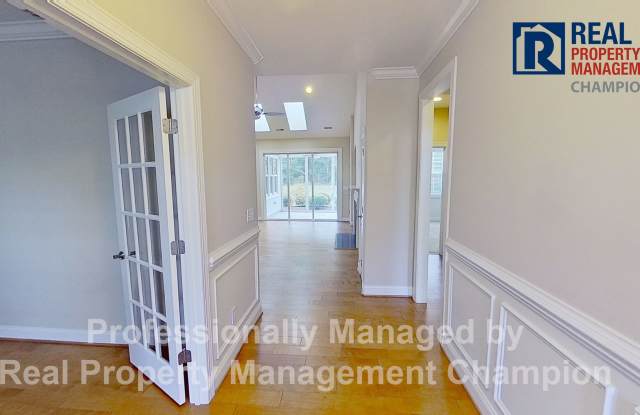 Beautiful 4 BD Home in Brunswick Forest Gallery 3