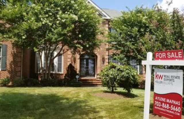 43572 WARDEN DRIVE Gallery 2