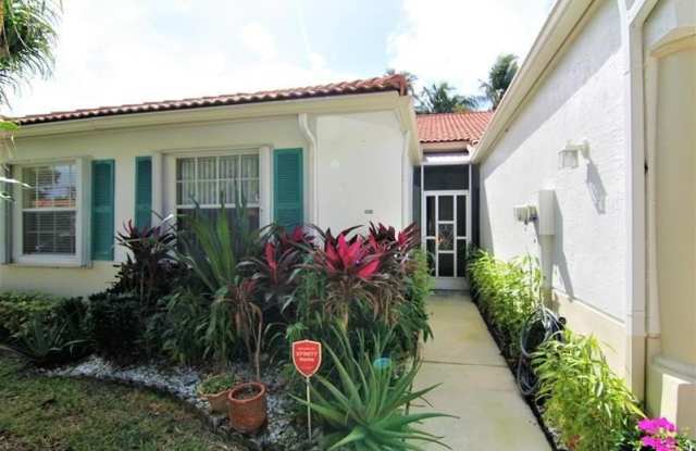 6098 Lake Hibiscus Drive Gallery 2