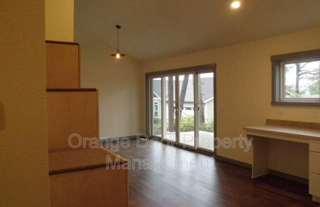 7013 Stanich Avenue Gallery 2