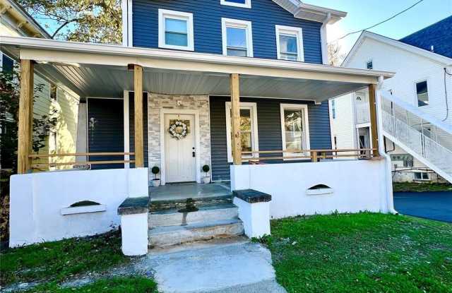 126 W Main Street unit: 1 photos photos