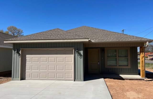 Introducing a newly constructed 3-bedroom, 2-bathroom house located in Russellville, AR. - 321 West 5th Street, Russellville, AR 72801