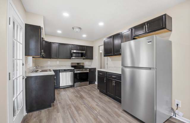 Charming 3 bedroom 1.5 bathroom home Gallery 4