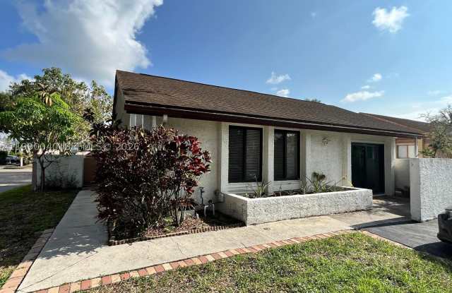 3931 SW 84th Ter photos photos 3931 SW 84th Ter photos photos