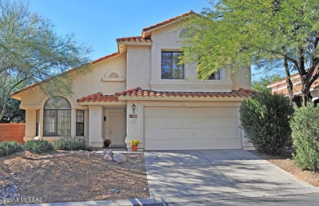 10241 N Oak Knoll Lane - 10241 North Oak Knoll Lane, Oro Valley, AZ 85737