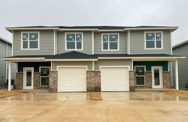 New Townhome Community at the Villas of Pennbrooke - 7718 Owen Lane, Oklahoma City, OK 73132