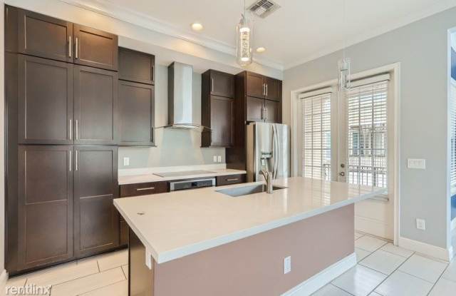 555 Edgerly Pl Gallery 3