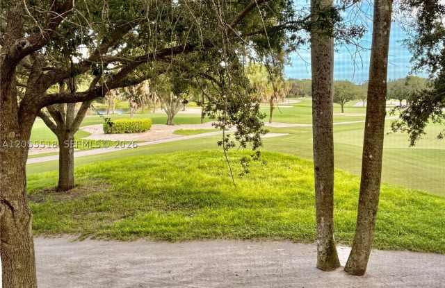200 Jacaranda Country Club Dr photos photos 200 Jacaranda Country Club Dr photos photos