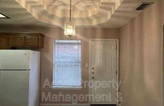 1803 Ironwood Gallery 4