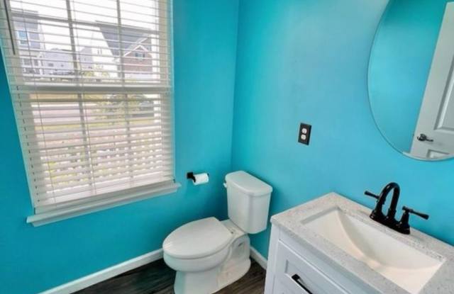 9525 Morris Drive Gallery 3