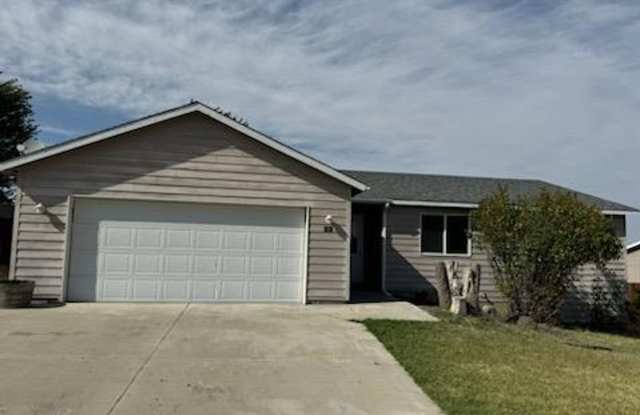 Charming Stanfield Home!! photos photos