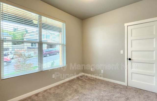 7710 92nd Pl NE Gallery 4