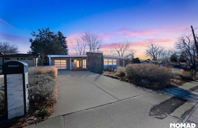 Charming 3 BR House in Lakewood - 876 Miller Street, Lakewood, CO 80215 Charming 3 BR House in Lakewood - 876 Miller Street, Lakewood, CO 80215