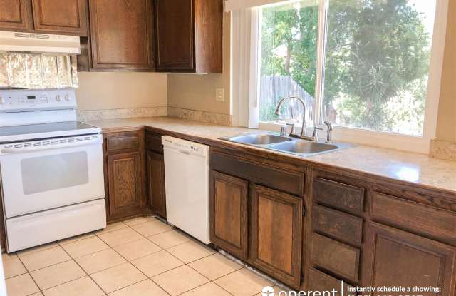 12449 Ridgeton Drive Gallery 2