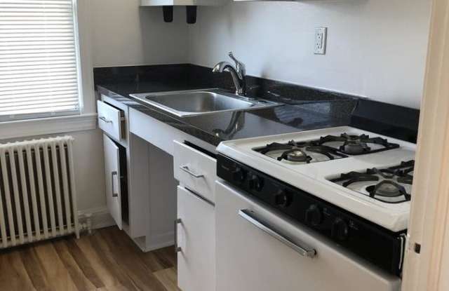 5142 MacArthur Blvd, NW Gallery 4
