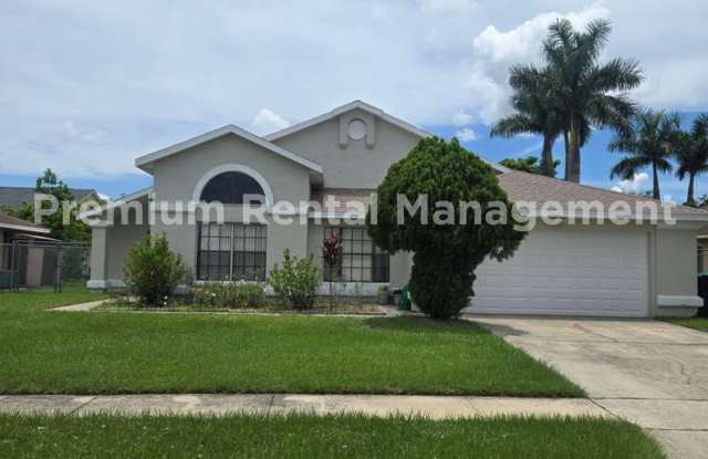 Beautiful 4 Bed / 2 Bath Single-Family Home with Fenced Yard & Screened Patio photos photos Beautiful 4 Bed / 2 Bath Single-Family Home with Fenced Yard & Screened Patio photos photos